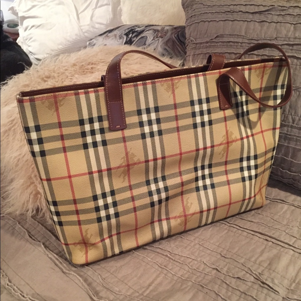 Burberry tote